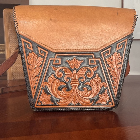 Vintage Hand Tooled Leather Purse Iron Cross - Picture 2 of 12